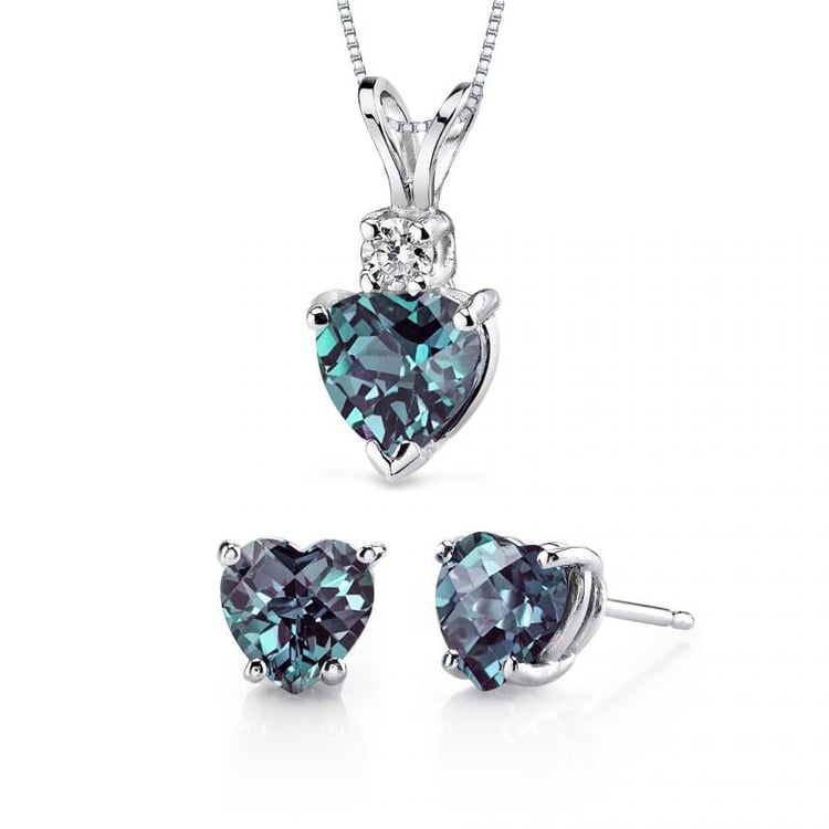 Kolekce zlatých šperků s alexandritovými srdíčky Gibborim 20294
