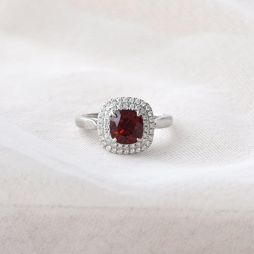 Luxusní zlatý prsten se spinelem a diamanty Charmaine