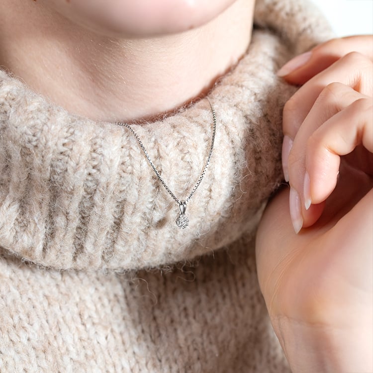 Elegantní přívěsek s lab-grown diamanty Jenoulita 151146