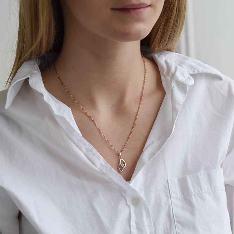 Elegantní přívěsek ze stříbra 90906