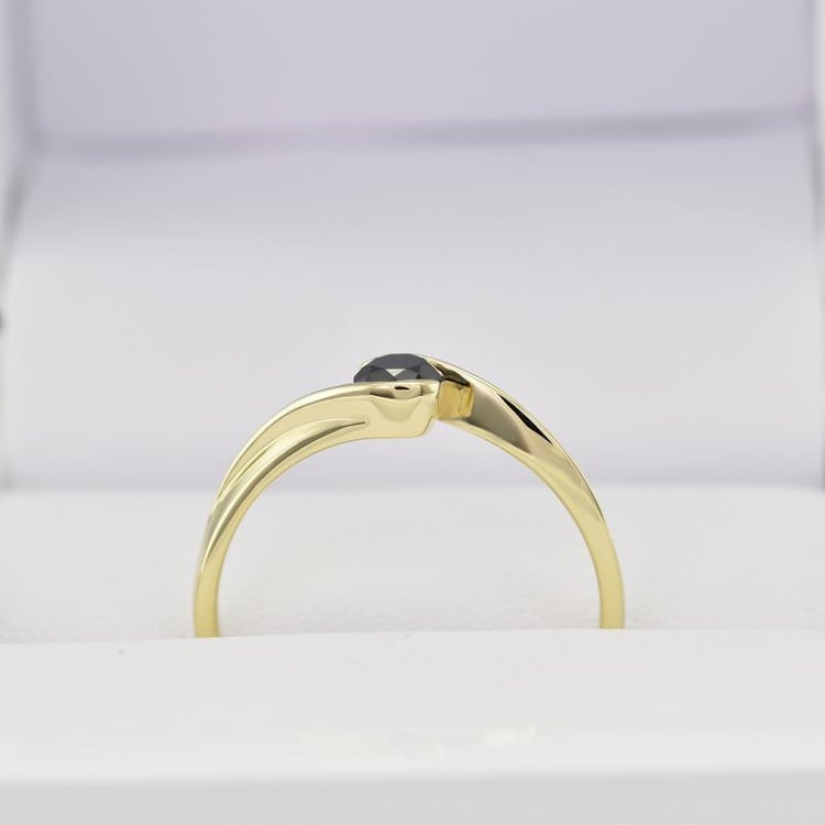 Černý diamant v prstenu 21970