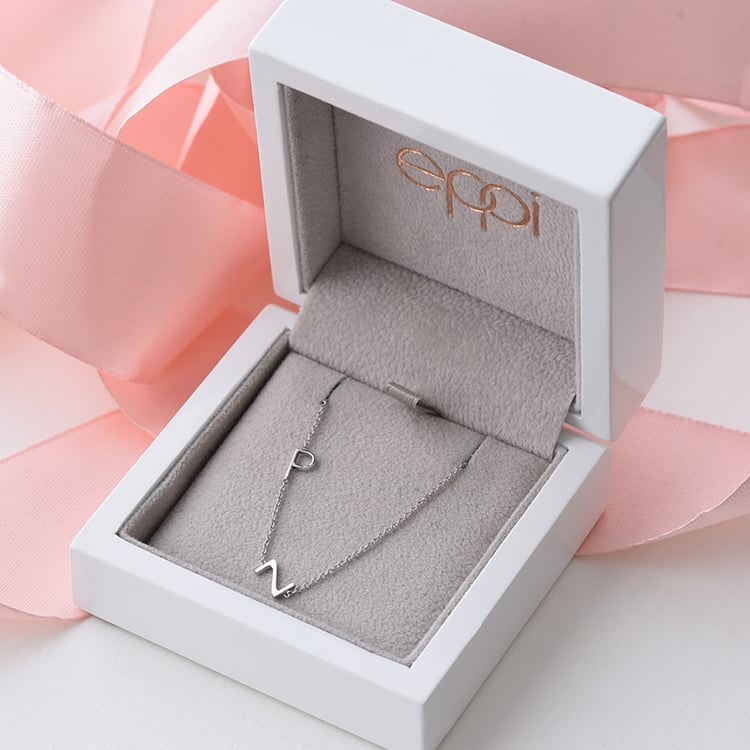 Zlatý náhrdelník s písmenky 75262