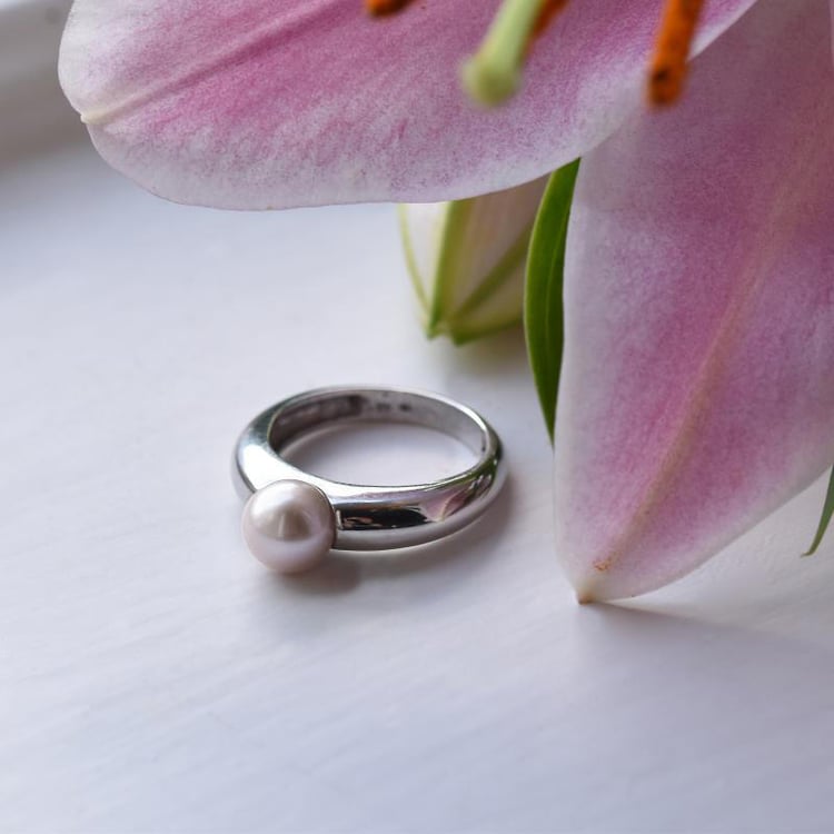 Zlatý perlový prsten 15909