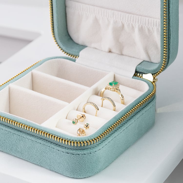 Střední zelená cestovní šperkovnice Stegall 146235