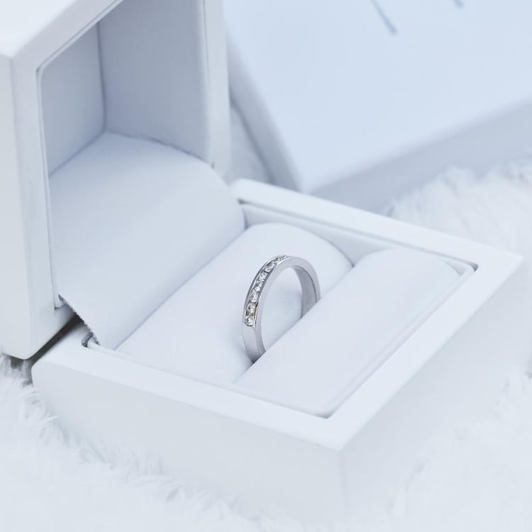 Zlatý eternity prsten 11936