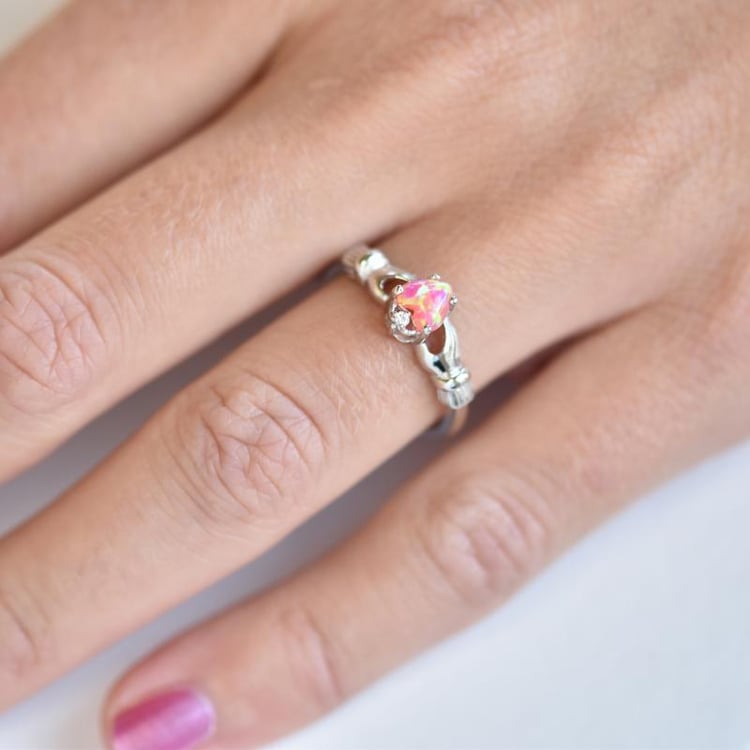 Stříbrný claddagh prsten s opálem a zirkonem Baylor 17706