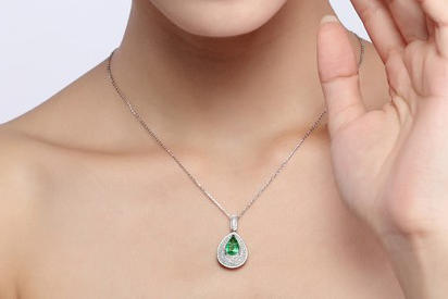 Diamantový náhrdelník 5252