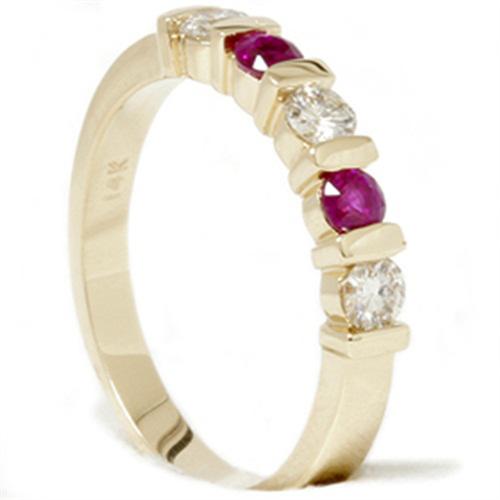 Rubíny a diamanty ve zlatém prstenu 5420