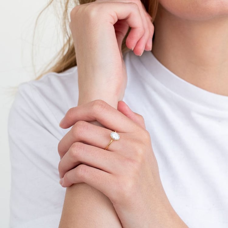 Zásnubní prsten s 2ct IGI certifikovaným lab-grown oval diamantem Frost 166519