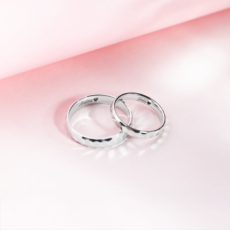 Zlaté tepané snubní prsteny Laurita 150245