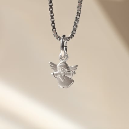 Stříbrný přívěsek s andělem Uriel