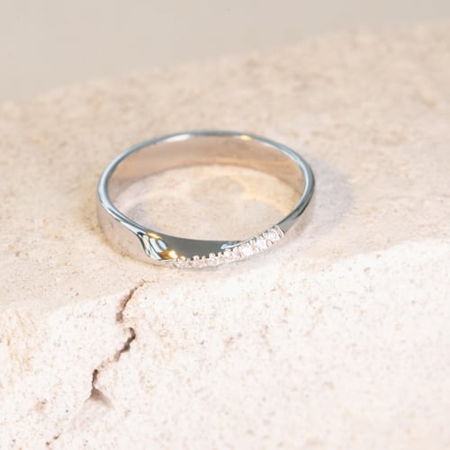Platinové propletené snubní prsteny s diamanty Lasha