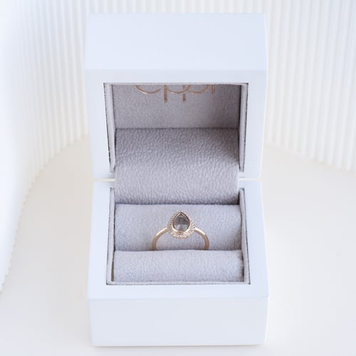 Prsten s pear salt and pepper diamantem a diamanty Clemency