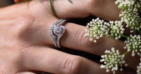 Zásnubní sety pod drobnohledem