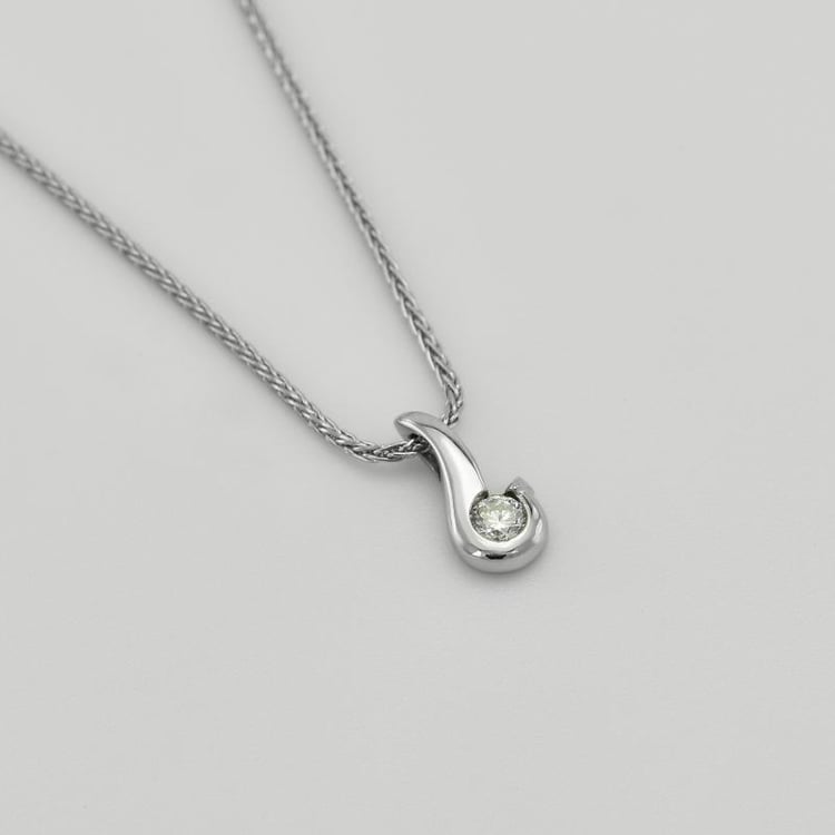 Náhrdelník s diamantem 35978