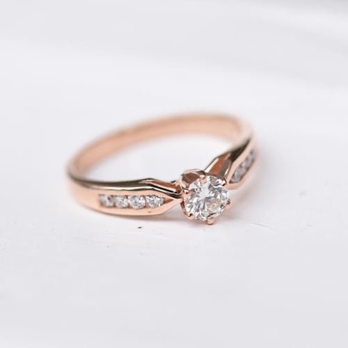 Zásnubní prsten s lab-grown diamanty Mita