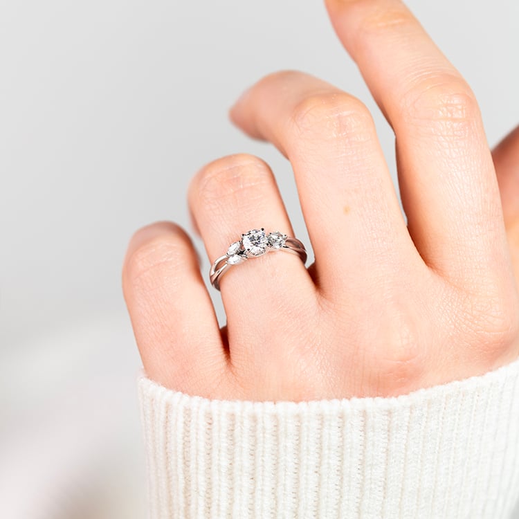 Zásnubní prsten z bílého zlata s lab-grown diamanty Halym 157284