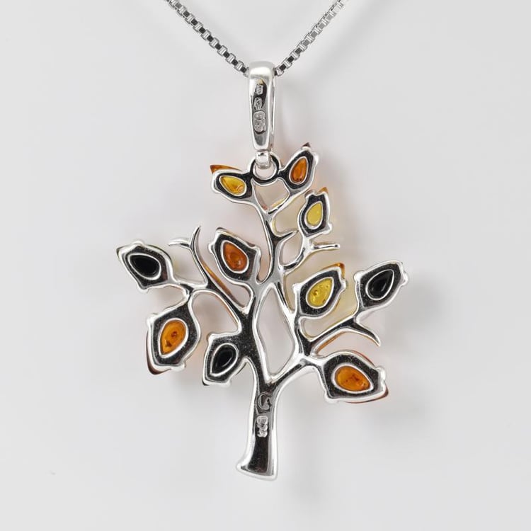 Náhrdelník s jantary 15109