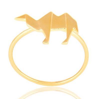Originální pozlacený prsten s velbloudem Verne