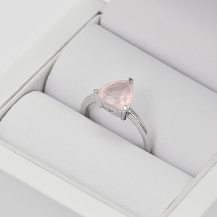 Růžový quartz ve stříbrném prstenu 29184