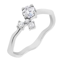 Cluster prsten s moissanitem a lab-grown diamanty Roche