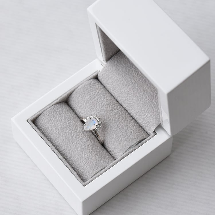 Diamantový prsten s měsíčním kamenem 71496