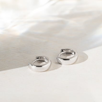 Stříbrné kruhové náušnice Rhodri