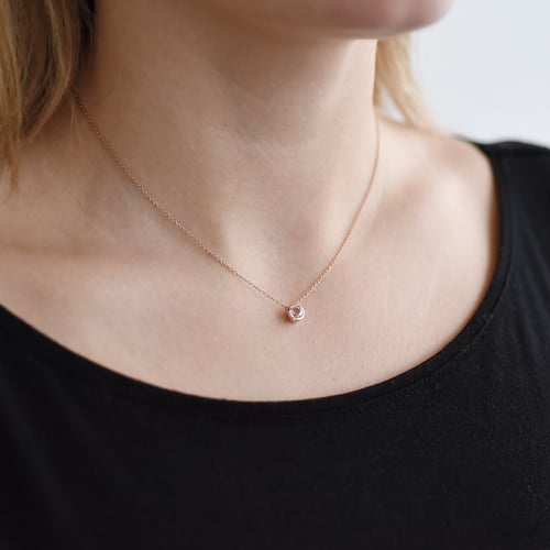 Bezel náhrdelník s IGI certifikovaným lab-grown diamantem Jonie