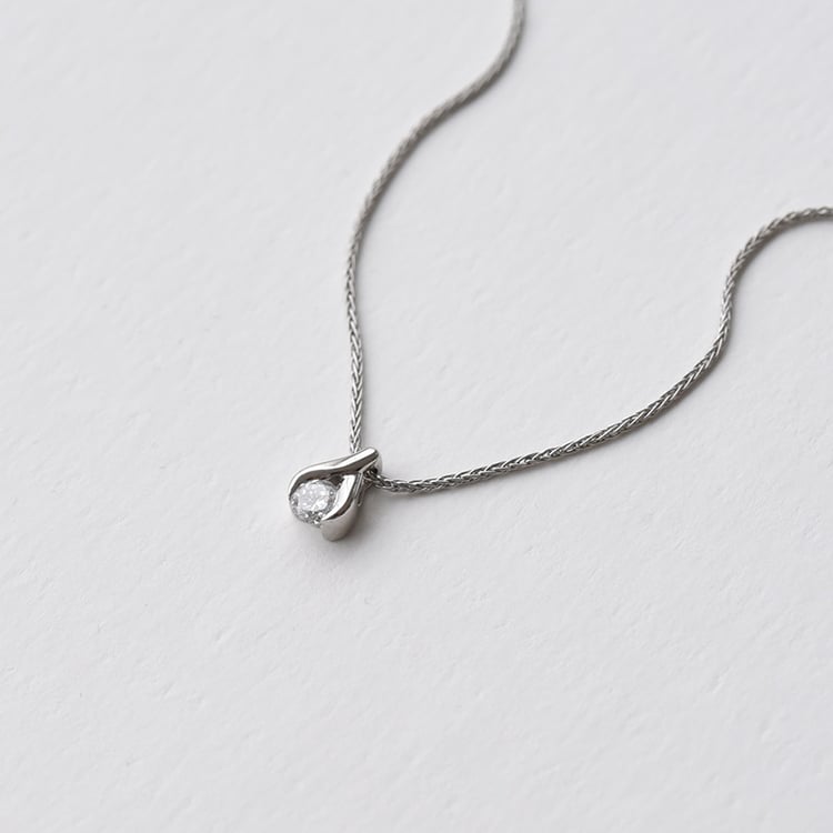 Diamantový náhrdelník 72940