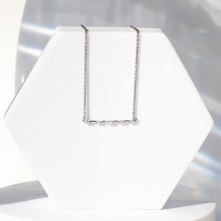 Minimalistický náhrdelník s diamanty Isaac 141173