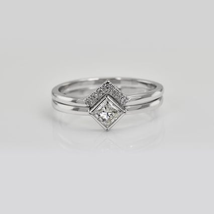 Zlatý zásnubní set prstenů s princess diamantem Ralyh