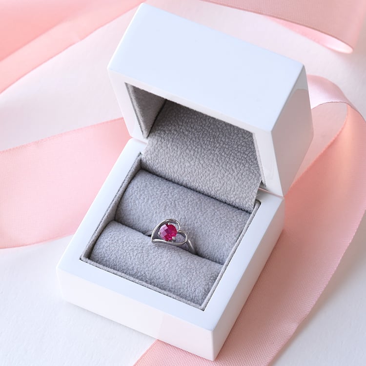 Prsten s rubínem ze stříbra 78422