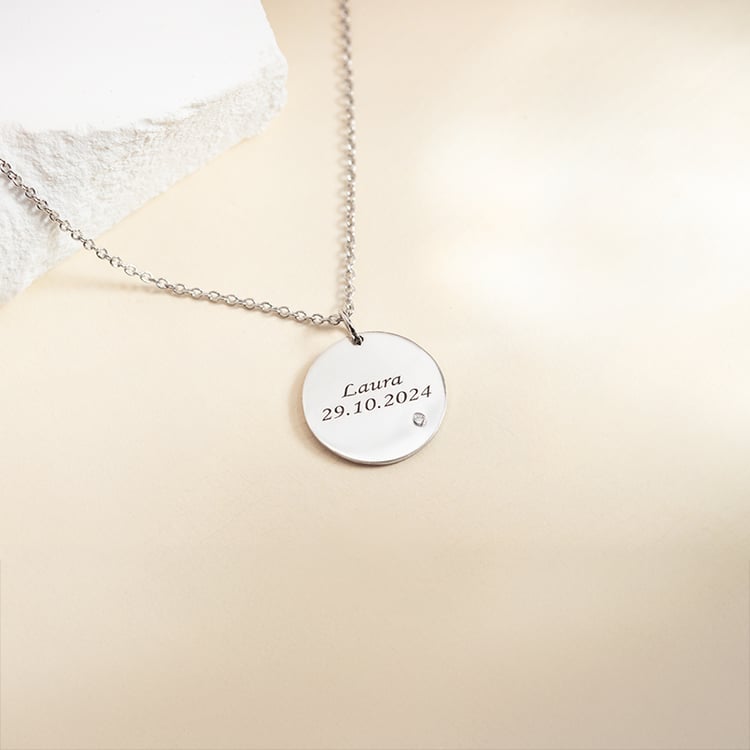 Platinový přívěsek s diamantem a s gravírem dle vaší volby Cassius 150457