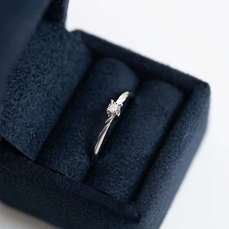 Minimalistický prsten s diamantem Marsh 144407