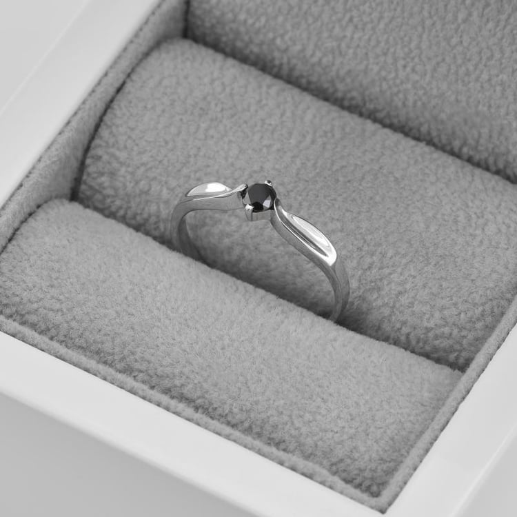 Zásnubní prsten s diamantem 45346