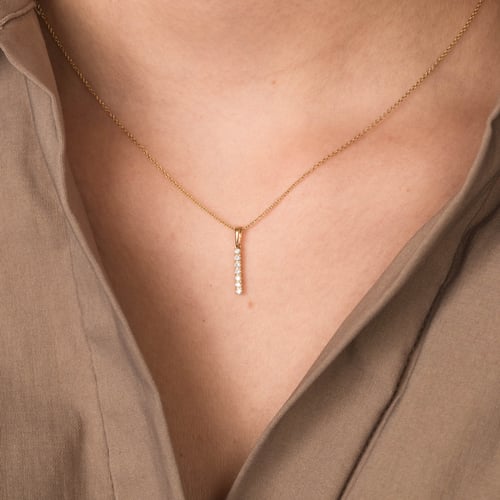 Zlatý přívěsek s lab-grown diamanty Merrilin