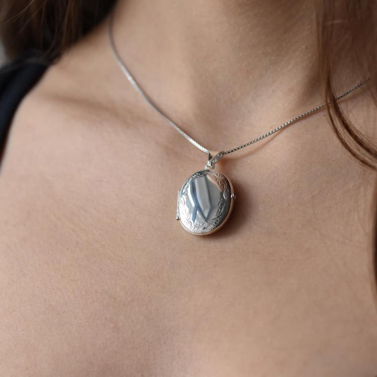 Stříbrný medailon na fotku 15617