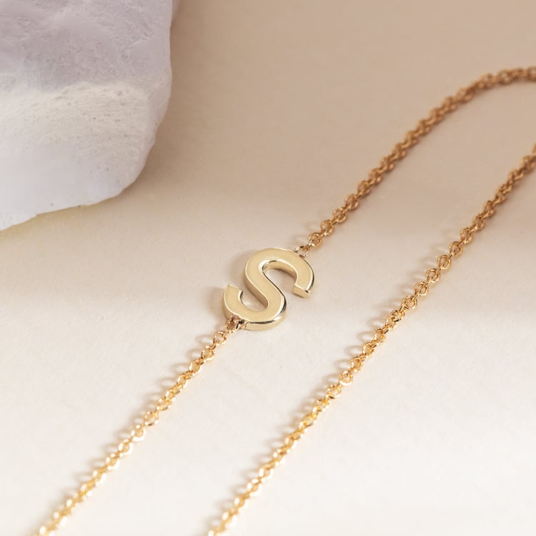 Náramek s písmenkem podle vaší volby Annika 149990