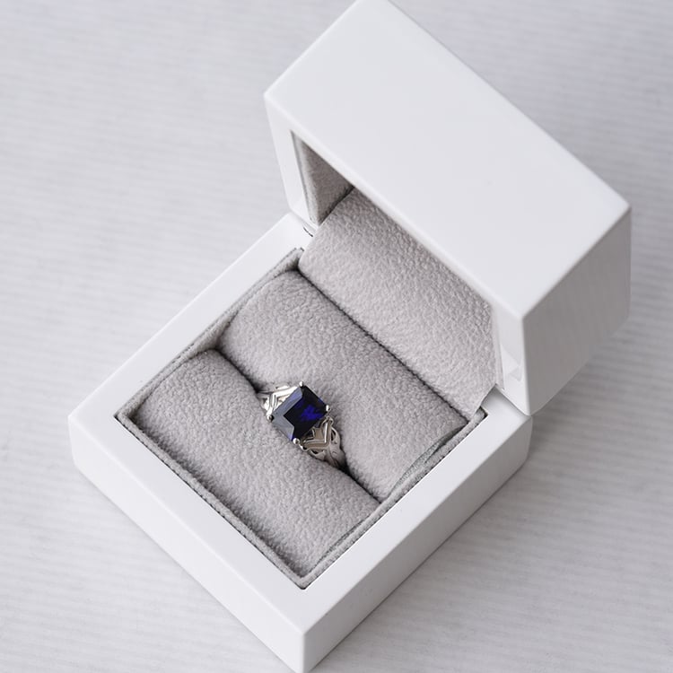 Prsten se safírem 74127