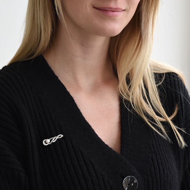 Perlová brož 83689