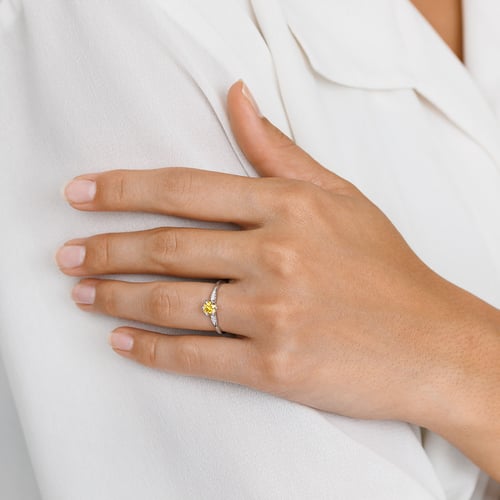 Zásnubní prsten ze zlata s 0.36ct IGI certifikovaným lab-grown diamantem Mileva
