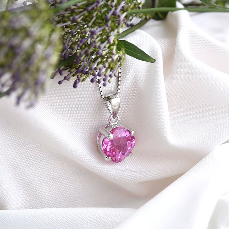 Přívěsek s růžovým safírem 82347