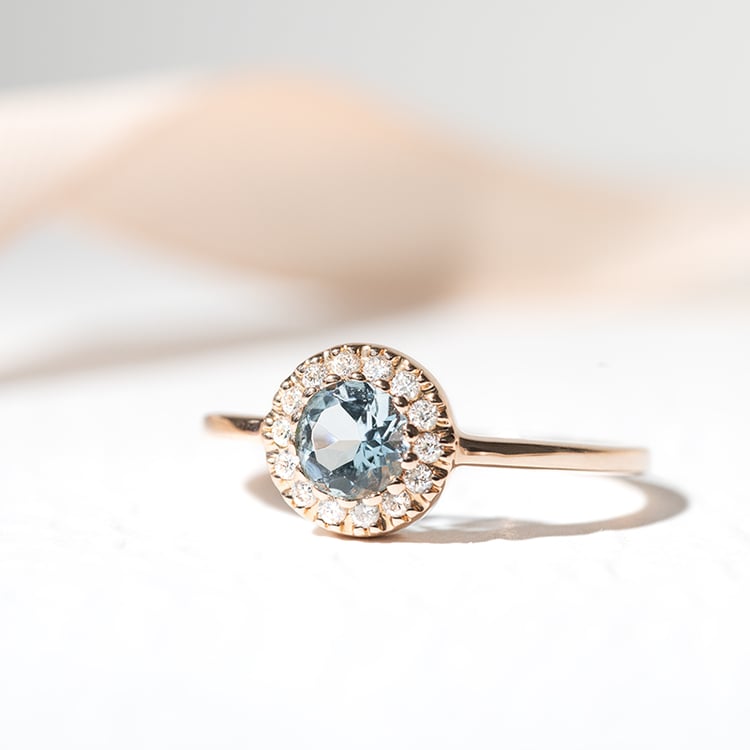 Zlatý zásnubní prsten s akvamarínem Tafne 128394