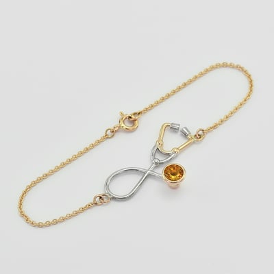 Náramek s fonendoskopem