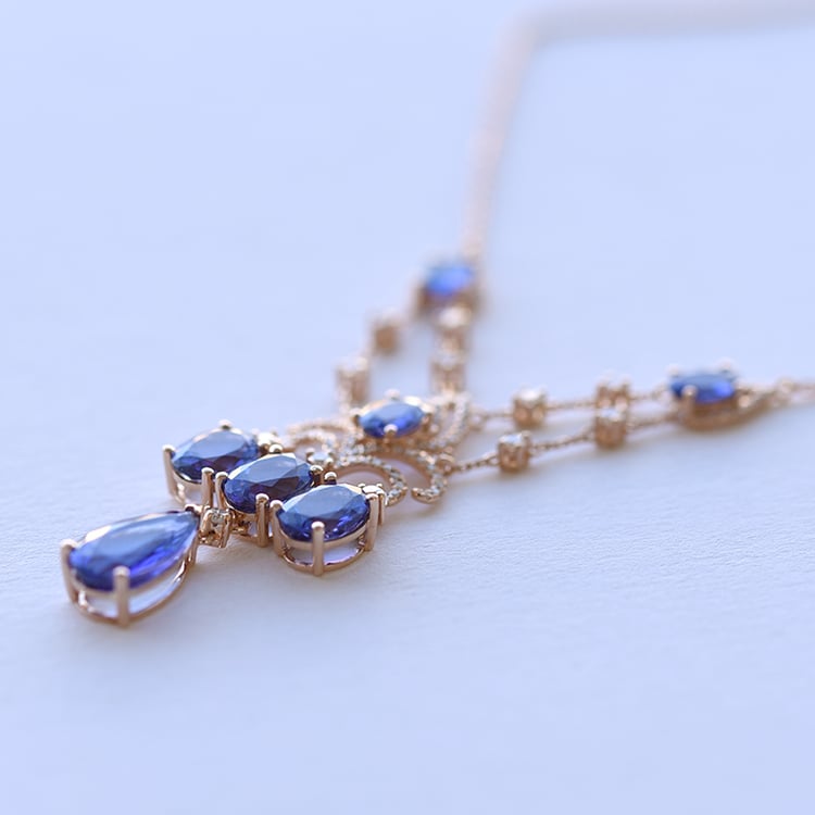 Luxusní náhrdelník 60593