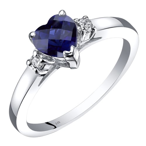 Safírové srdce v půvabném zlatém prstenu s diamanty