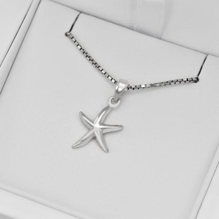 Stříbrný přívěsek ve tvaru hvězdice Stars