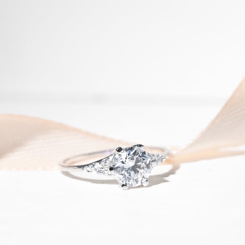 Zásnubní prsten ze zlata s 0.32ct IGI certifikovaným lab-grown diamantem Diana