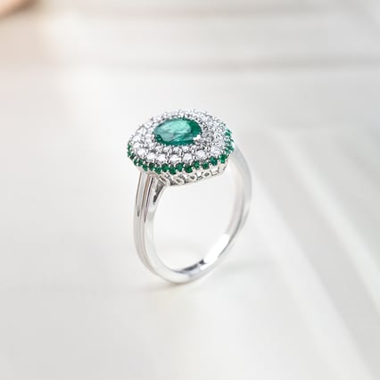 Zlatý prsten plný smaragdů a diamantů Sazes