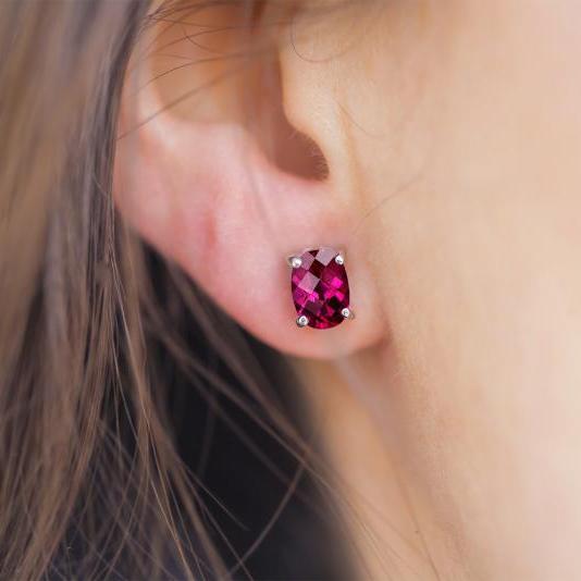 Stříbrné náušnice s oválnými rubíny Caymile 14154